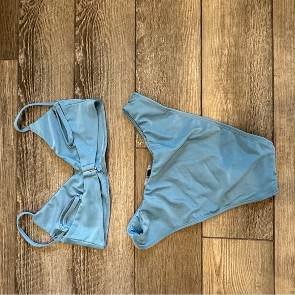NWT Women Blue Ruched Spaghetti Strap Bikini Set - Picture 8 of 10